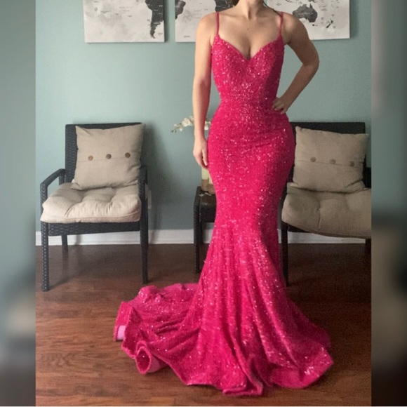 NWT Hot pink mermaid prom dress tight fitted Portia Scarlett